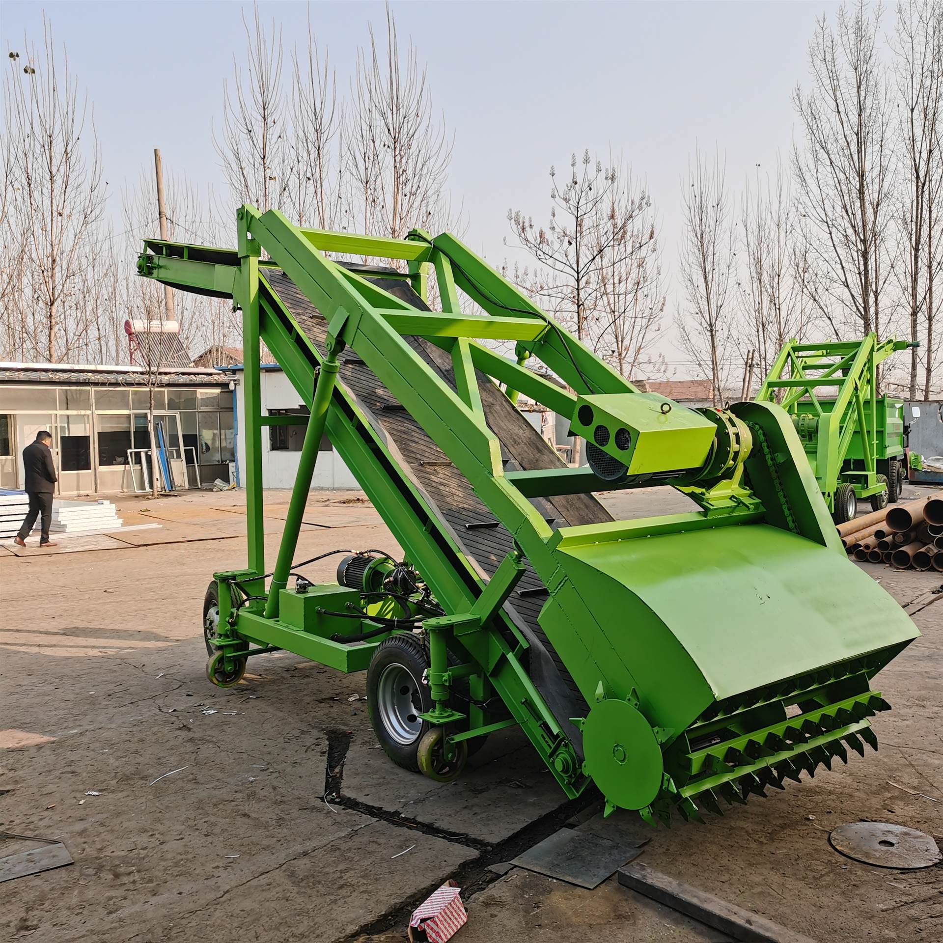 养殖饲料轻松取料机牧草青贮池取料机
