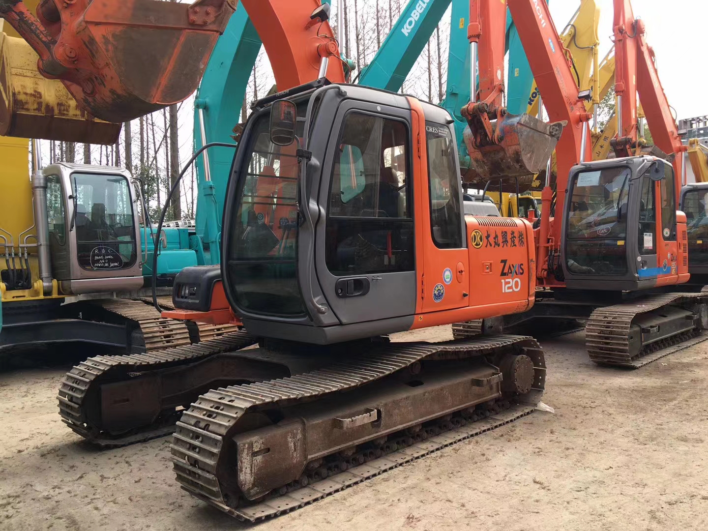 日立120-6二手挖掘机性能小飞机