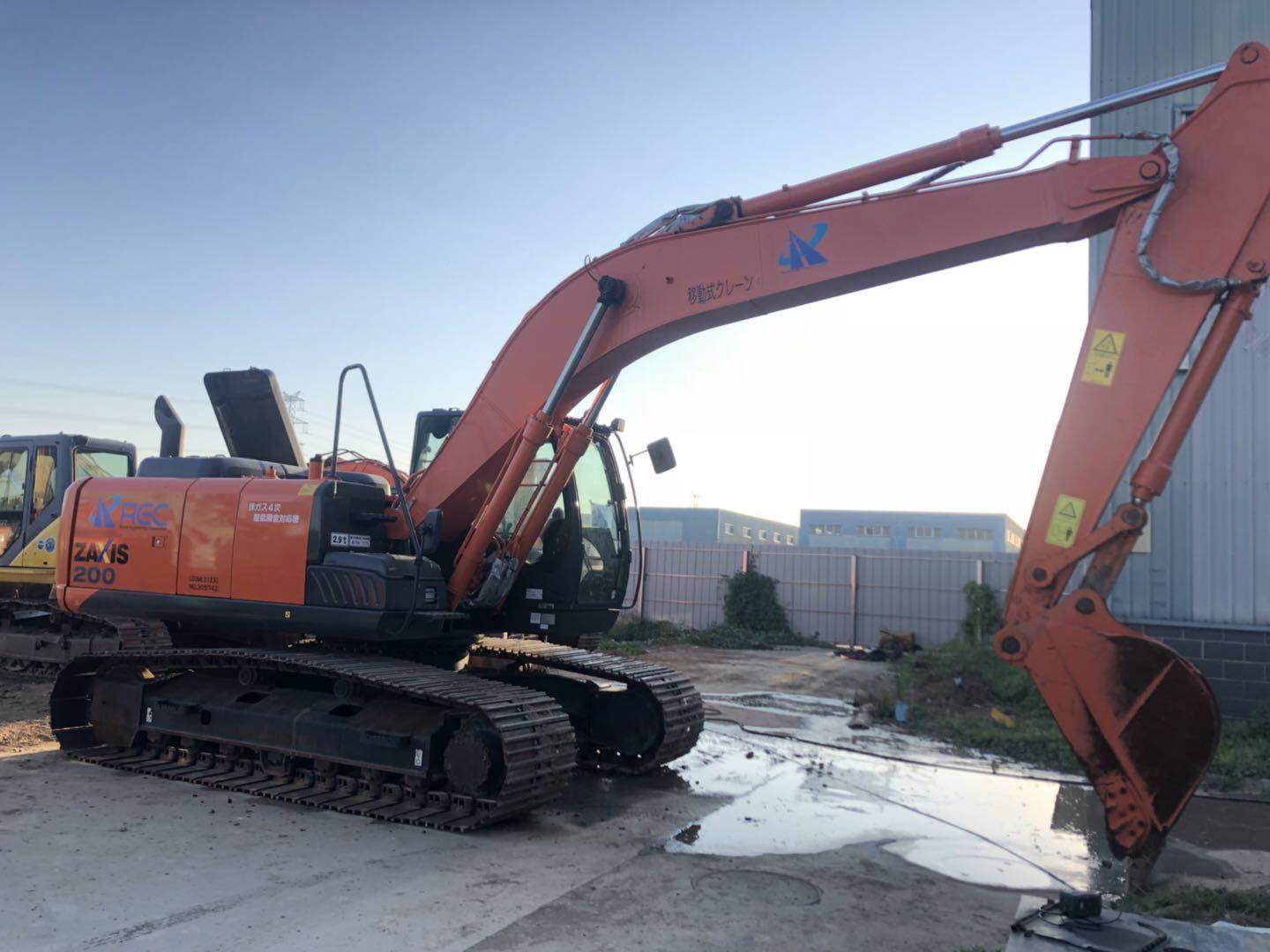 日立200-5g二手挖掘机工地纯土方急售