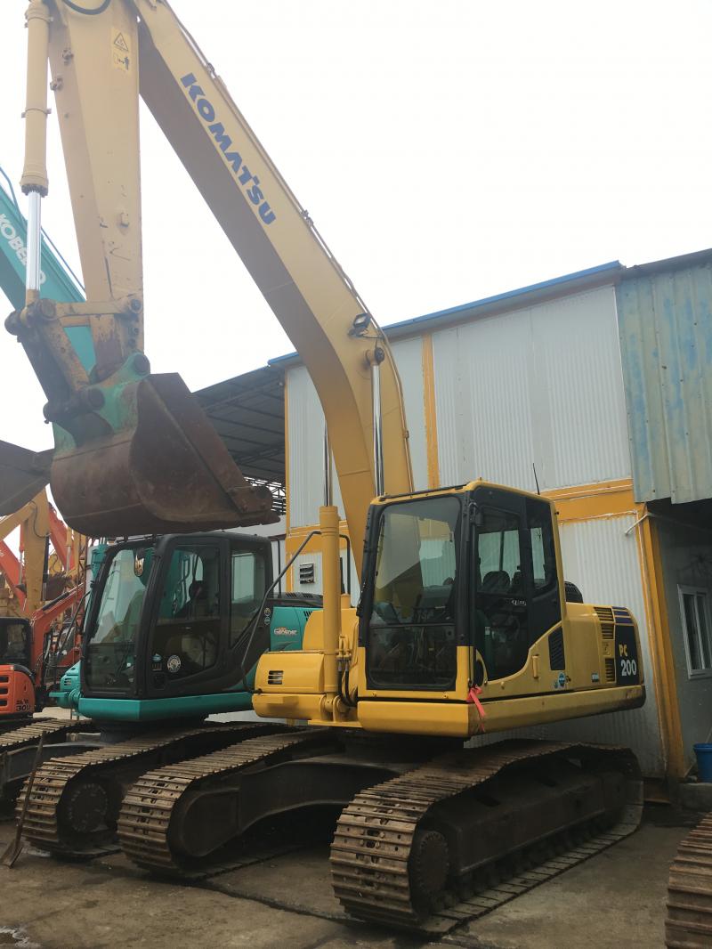 小松130-8二手挖掘机整车滴油不漏转让