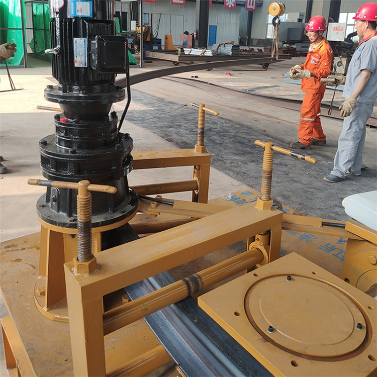 福建泉州200h型钢成型弯曲机