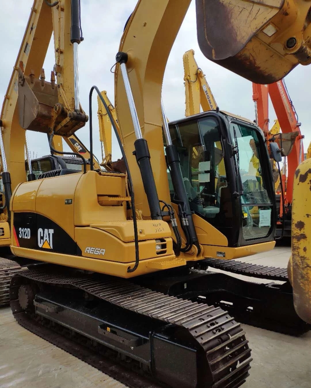 卡特312d二手挖掘机白菜价急售