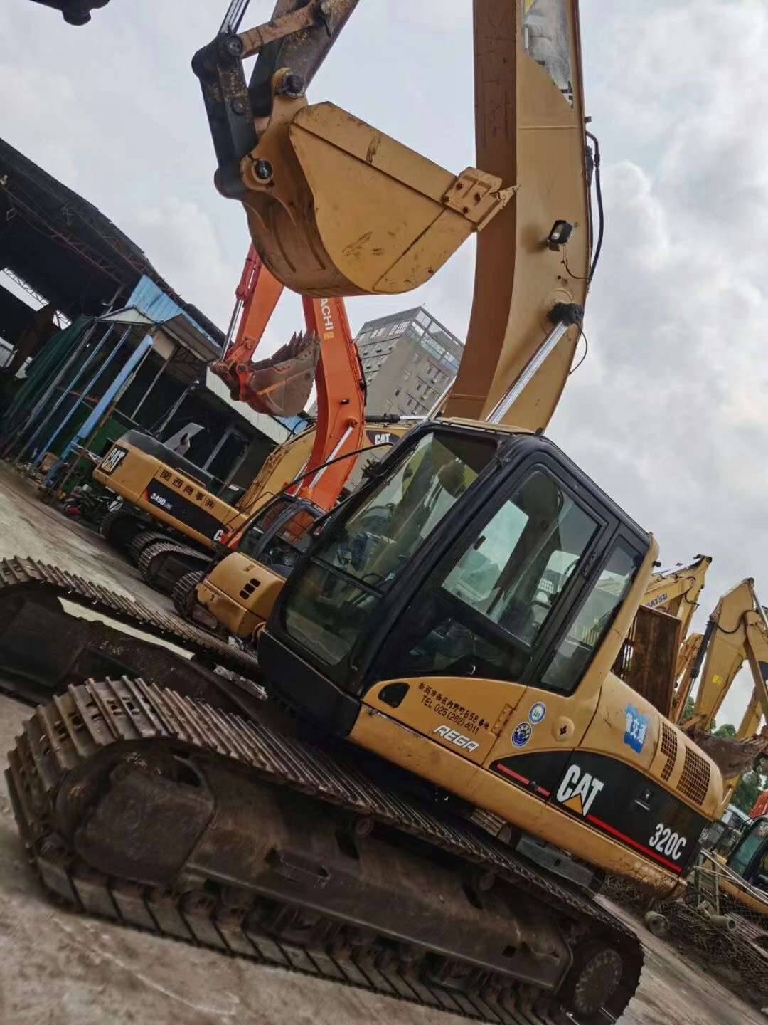 卡特320c二手挖掘机年底个人缺钱甩卖