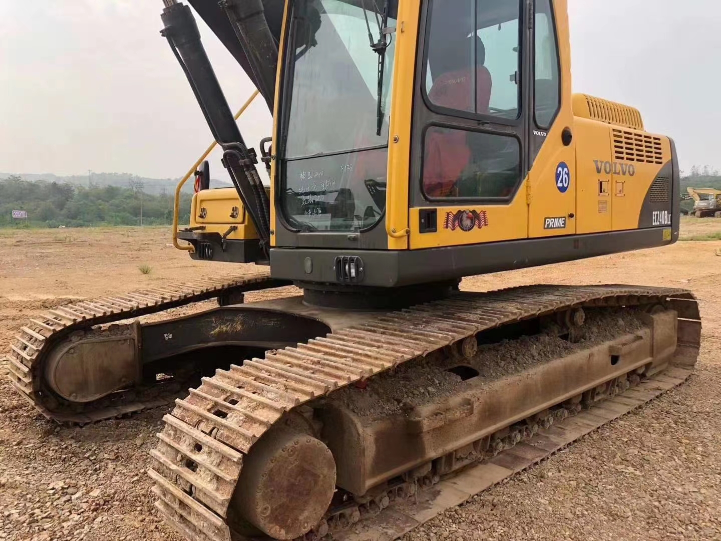 沃尔沃210b二手挖掘机大件干净清爽来试