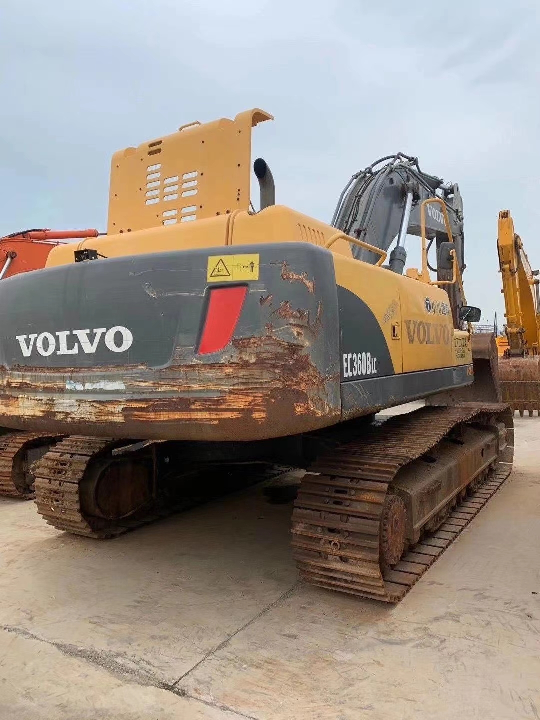 沃尔沃360b二手挖掘机性能优越滴油不漏
