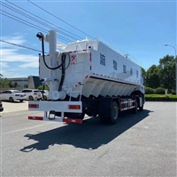 乘龙三轴30方饲料车:厂家直供,一步到位,按需所求.包你满意