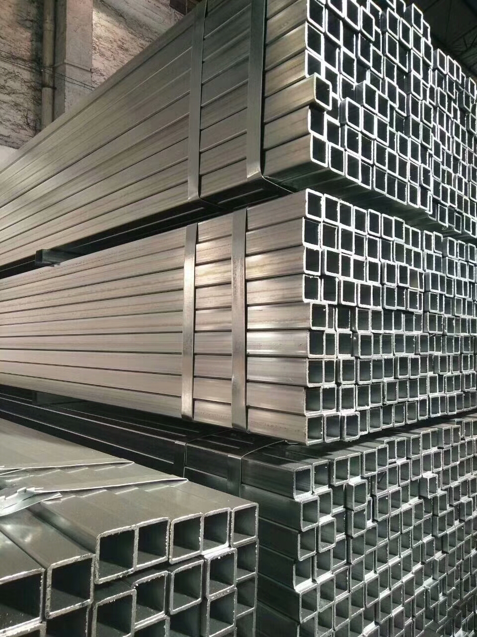 清远冷镀锌板管云浮钢材市场q235钢管价格