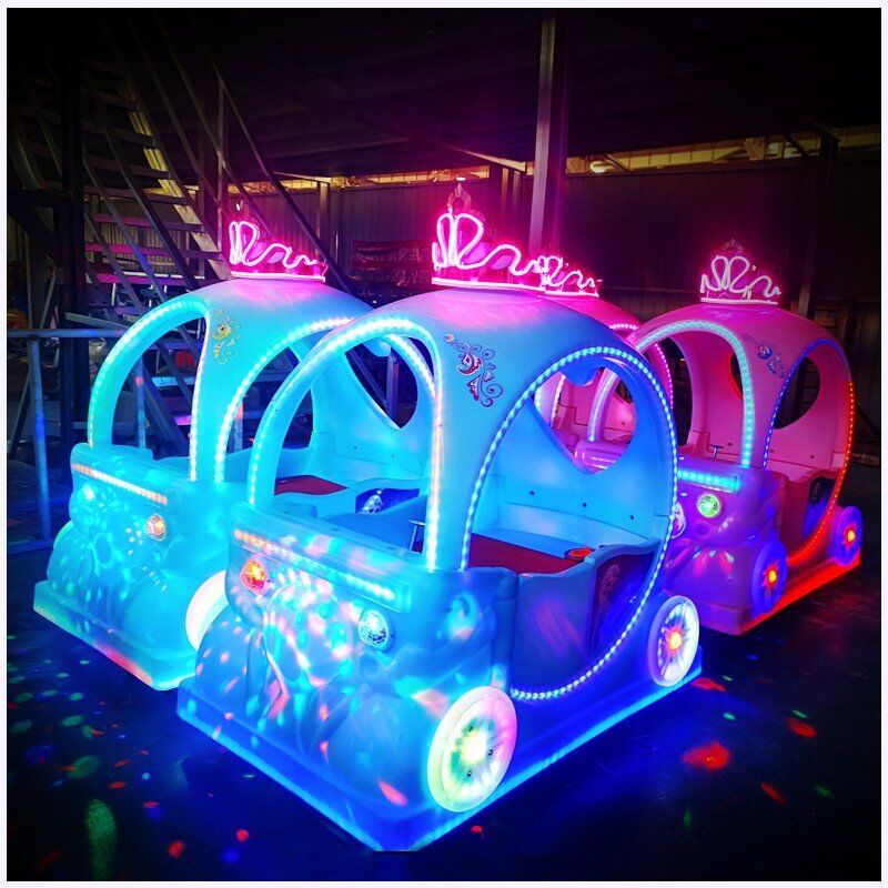 商场游乐车广场摆摊玩具车发光车
