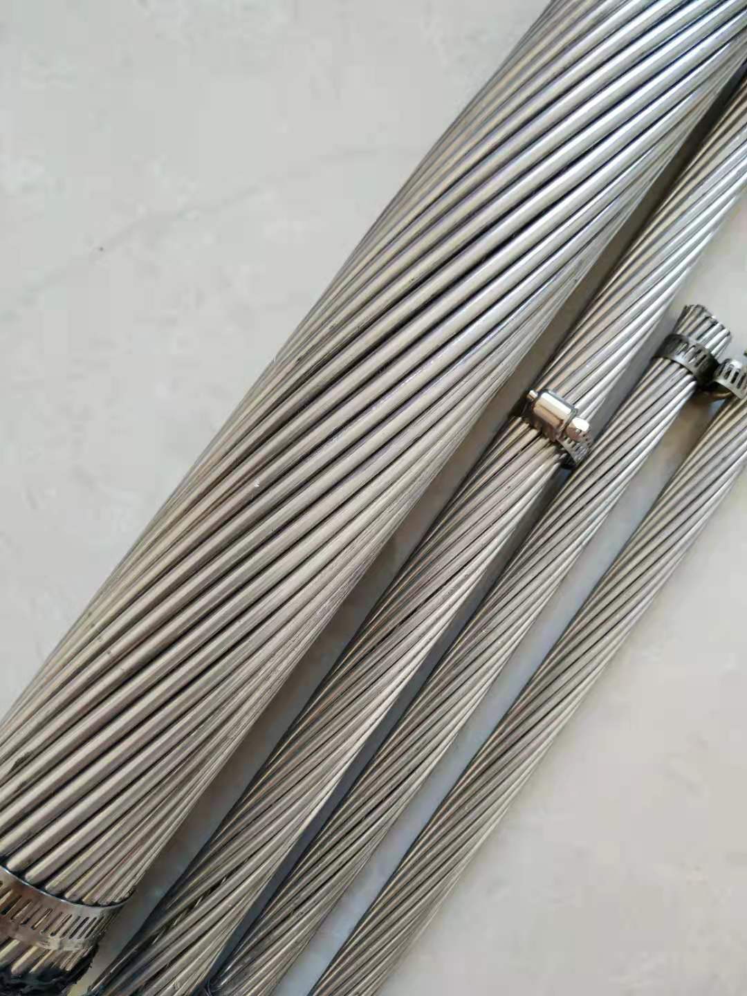 鋼芯耐熱鋁合金絞線供應JNRLH1/G1A-720/50高導電率鋼芯鋁絞線