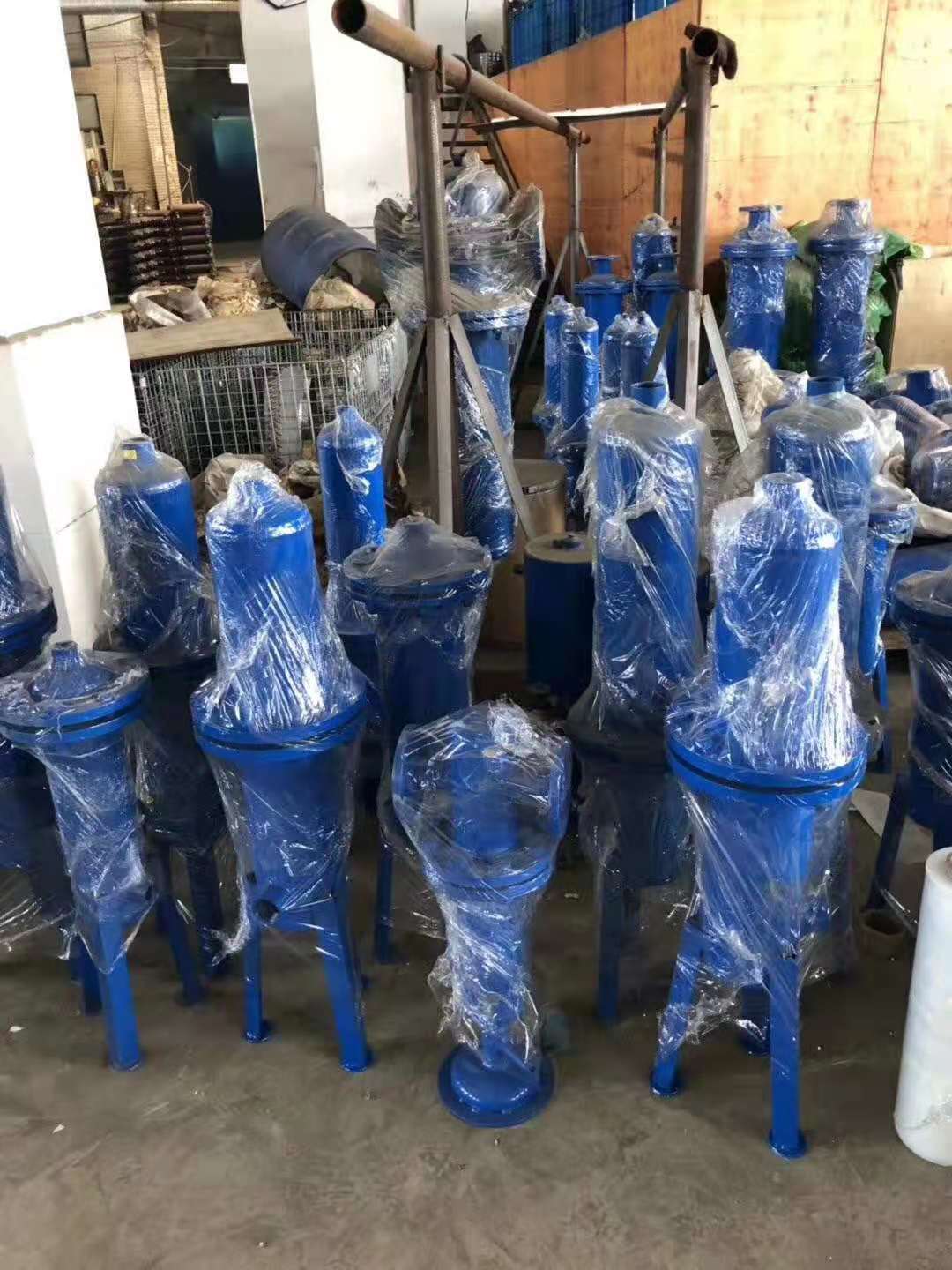 压缩空气油水分离器立式油水分离设备空压机除水除油净化器