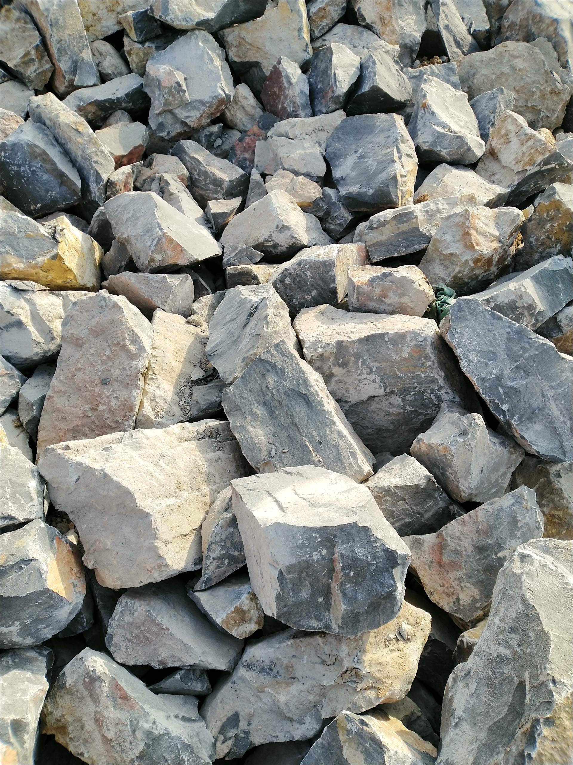 菏泽东明打石子用青石块石 大量现货供货相对稳定