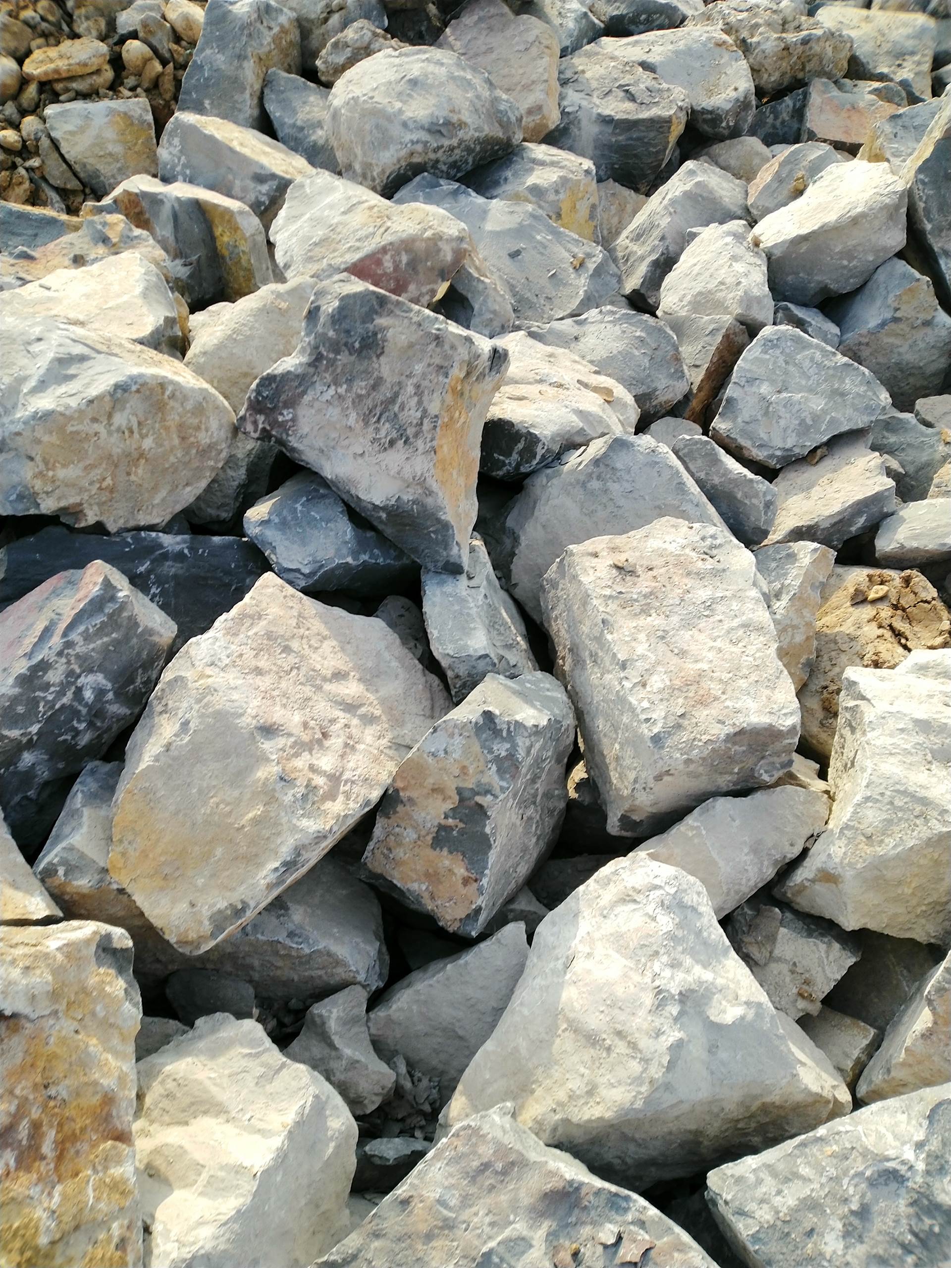 新乡获嘉打石子用青石片石 现货供应价格优惠