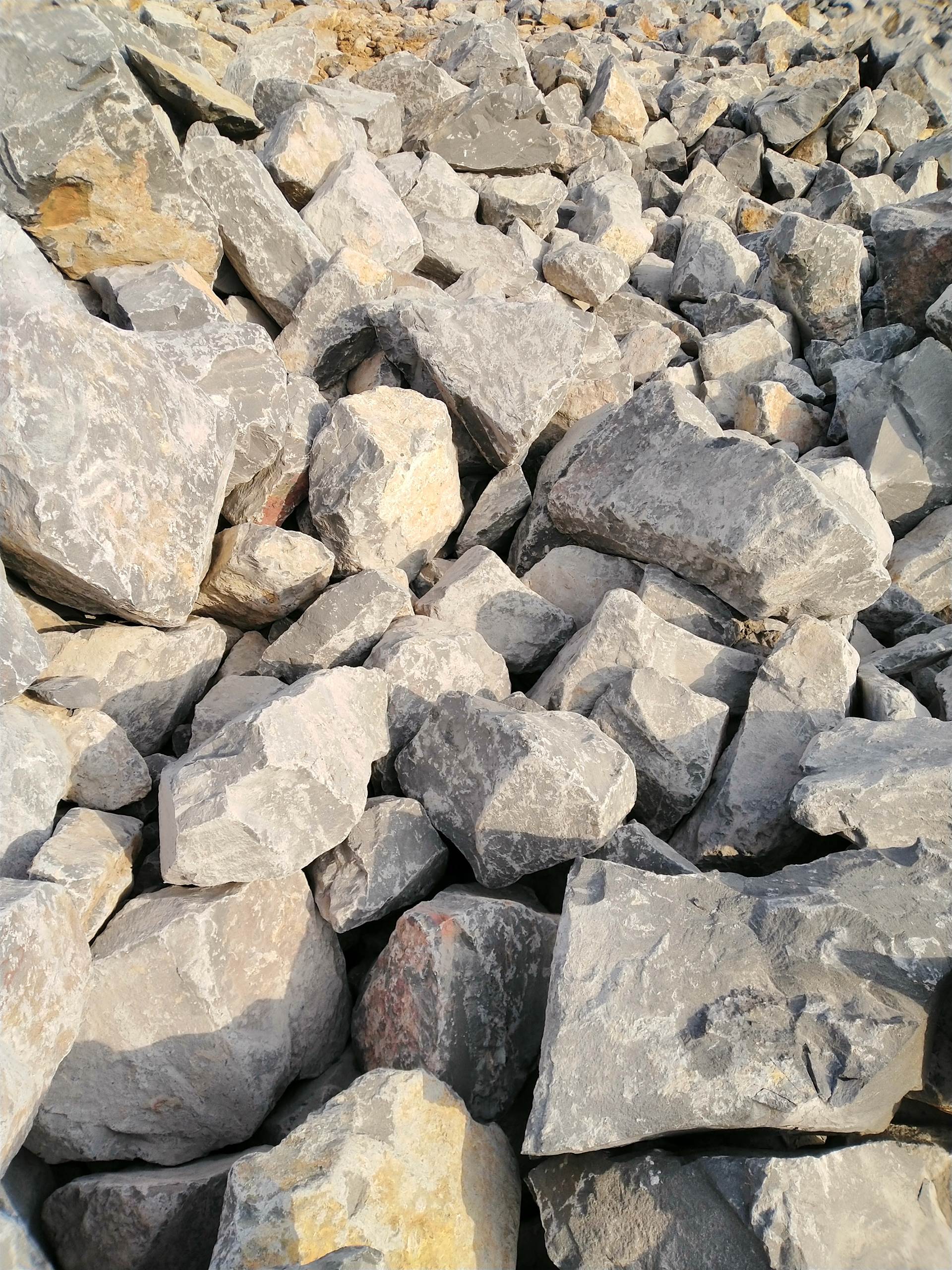 洛阳西工打石子用青石片石 大量现货供货相对稳定