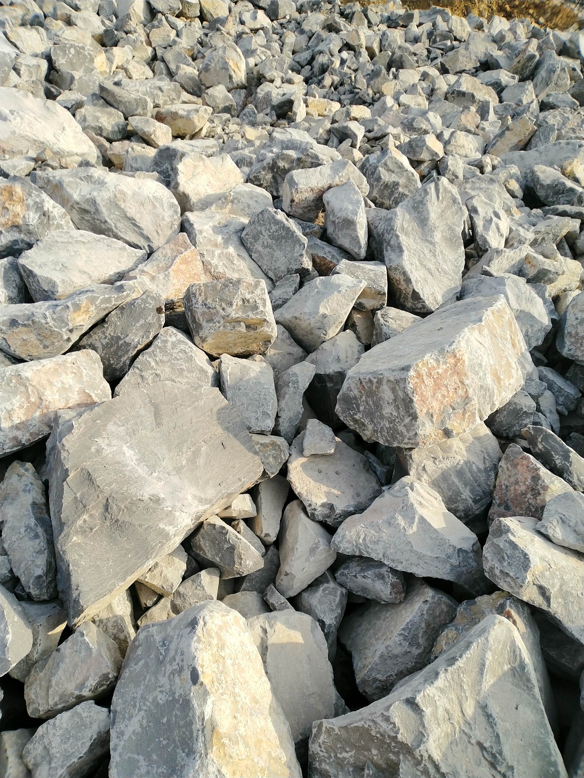 菏泽东明打石子用青石块石 大量现货供货相对稳定