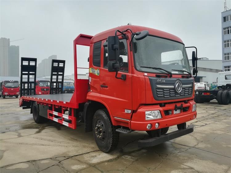 东风天锦平板运输车