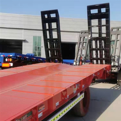 挖掘机运输托盘半挂车 低平板半挂车 3米宽 13.75米长
