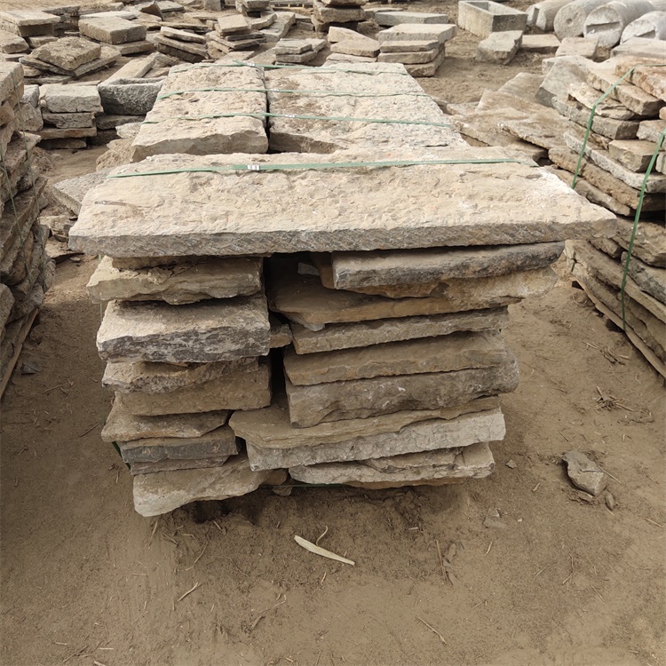 铺路铺地老石块青石片价格青石板销售厂家
