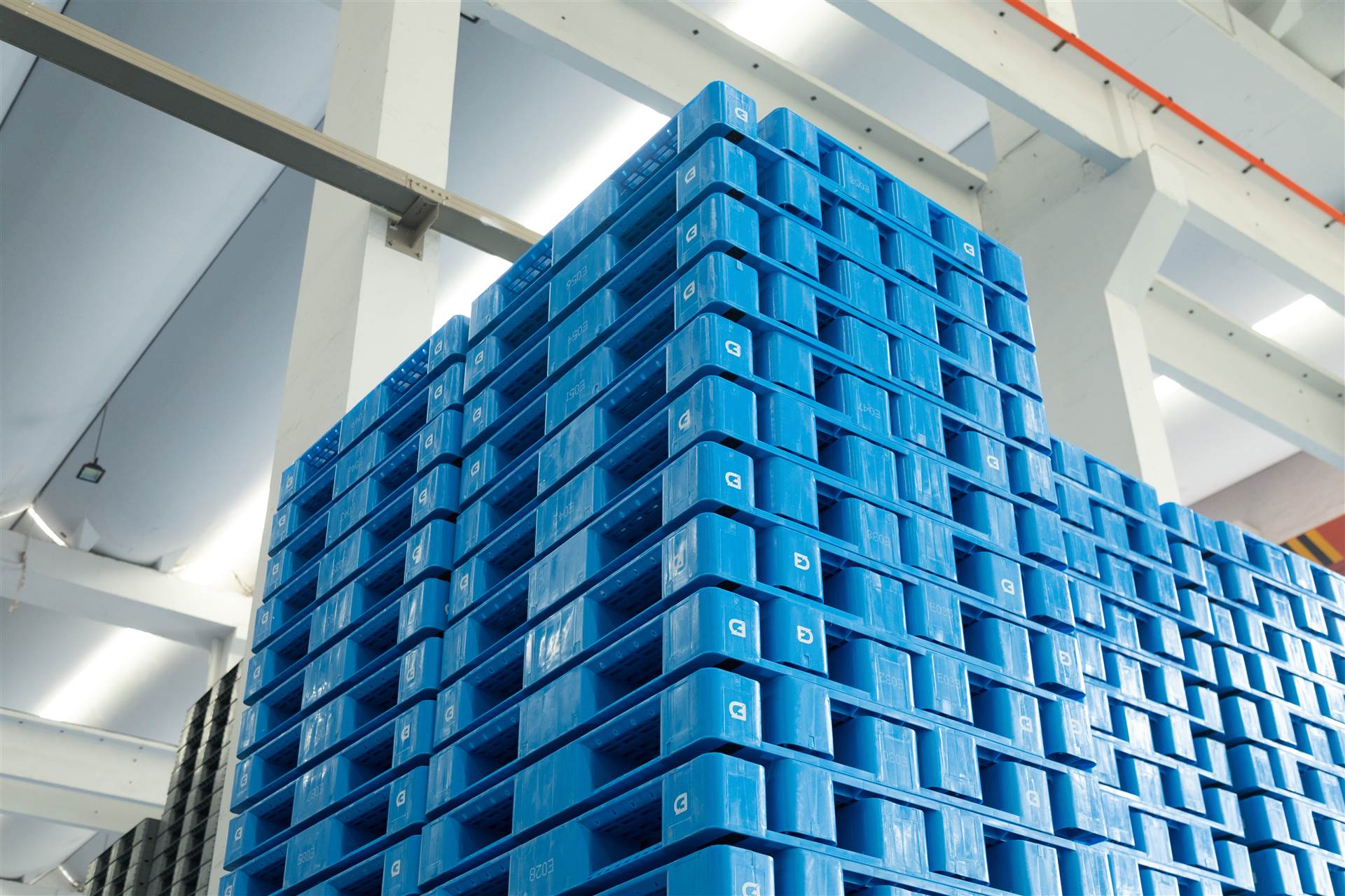 立体仓库货架托盘塑料货架托盘网格托盘支持定制