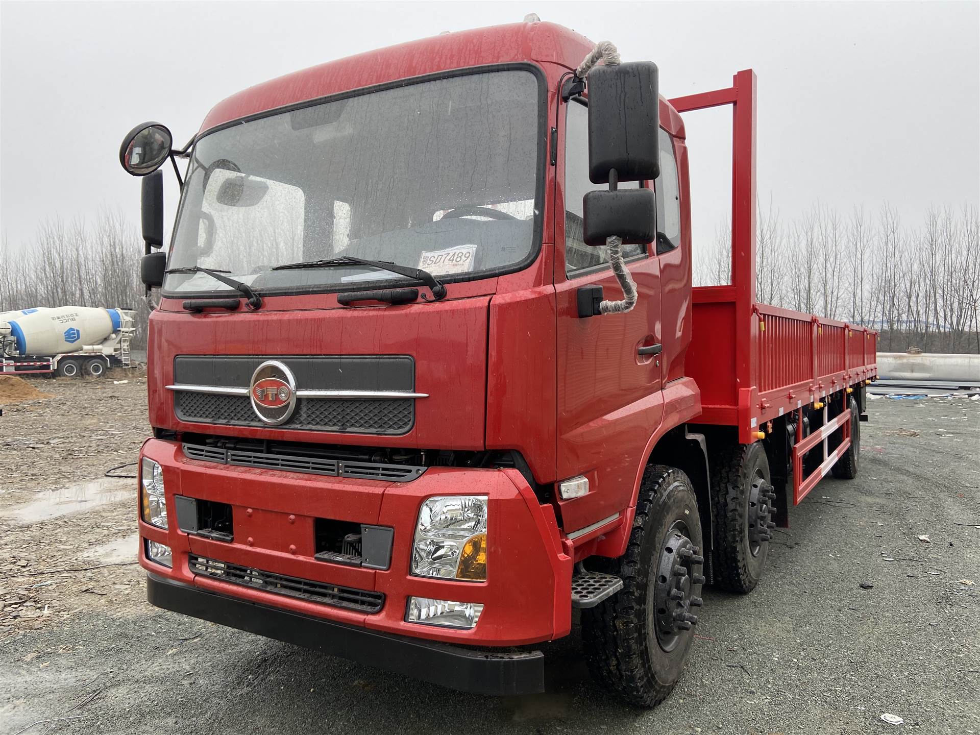 福德载货车新款小三轴载货车参数9米6载货车价格