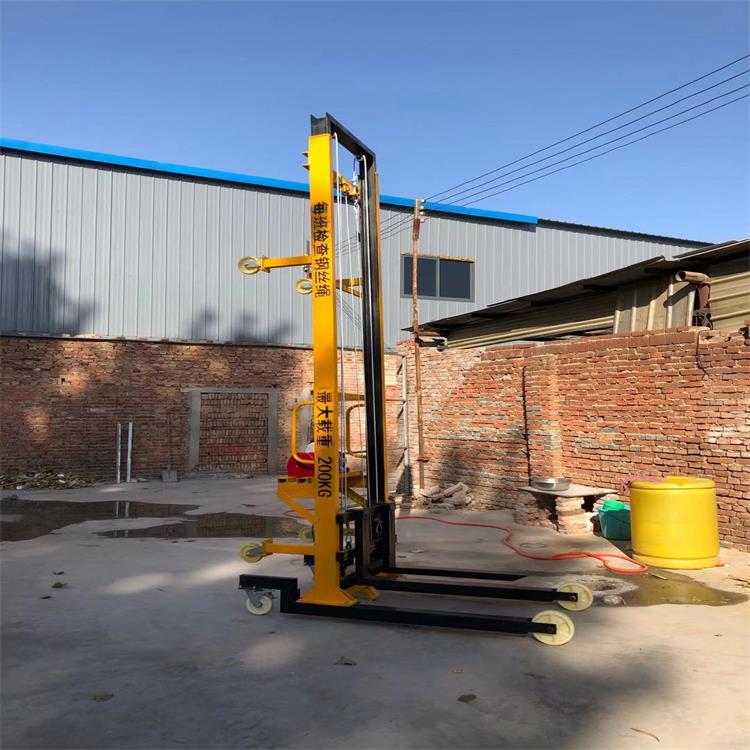 山东建筑电动上砖机室外升降上料机