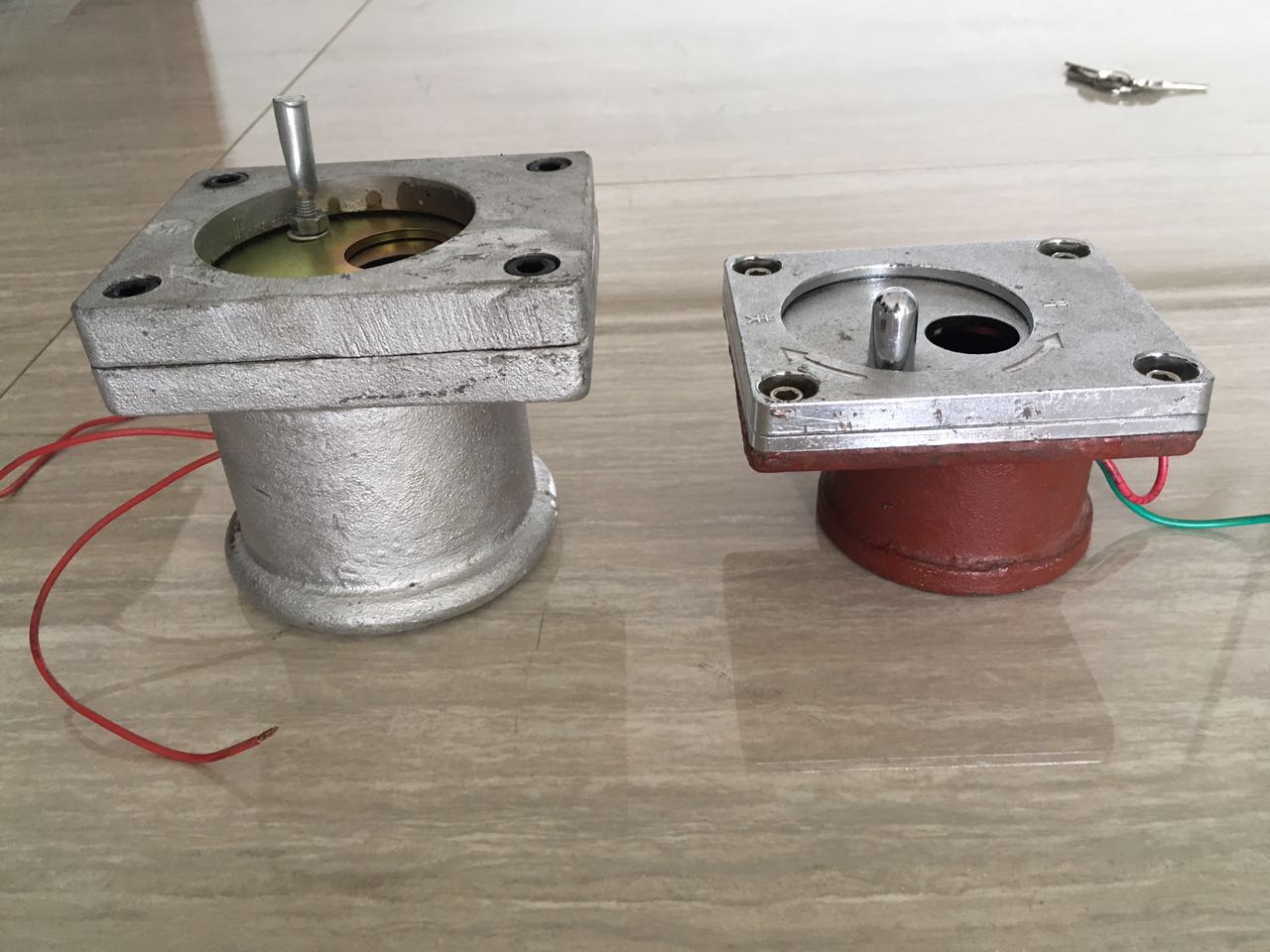 一,概述人防呼叫按钮是用在战时避难所掩体外,与掩体里面通讯的一种