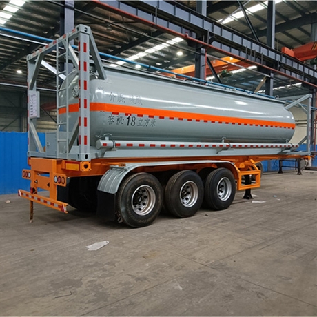 景德镇28方盐酸钢衬塑罐车厂家直销 32吨槽罐车