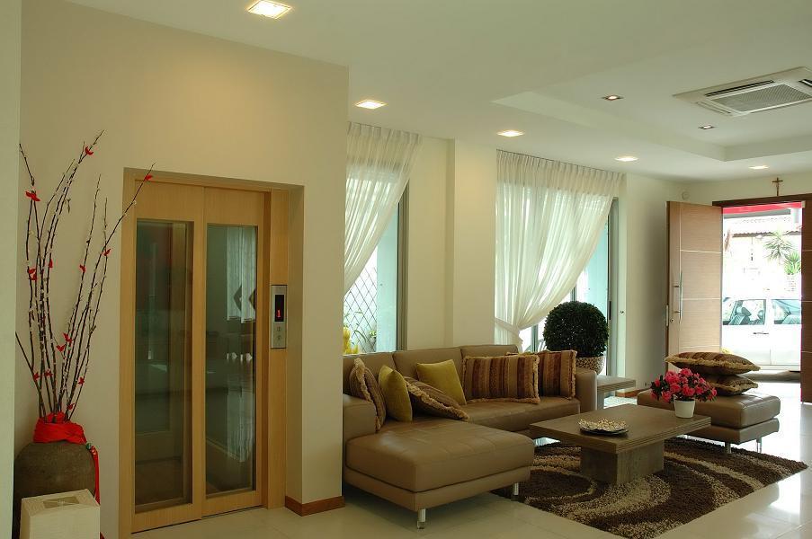 亚林家用电梯液压式家庭室内电梯跃层别墅电梯灵活小巧不占空