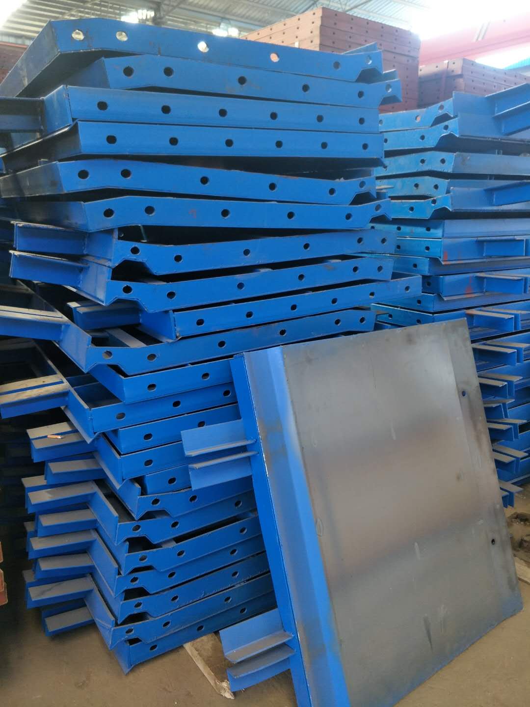 二手钢模板价格-保山钢模板批发-云南钢模板定做销售