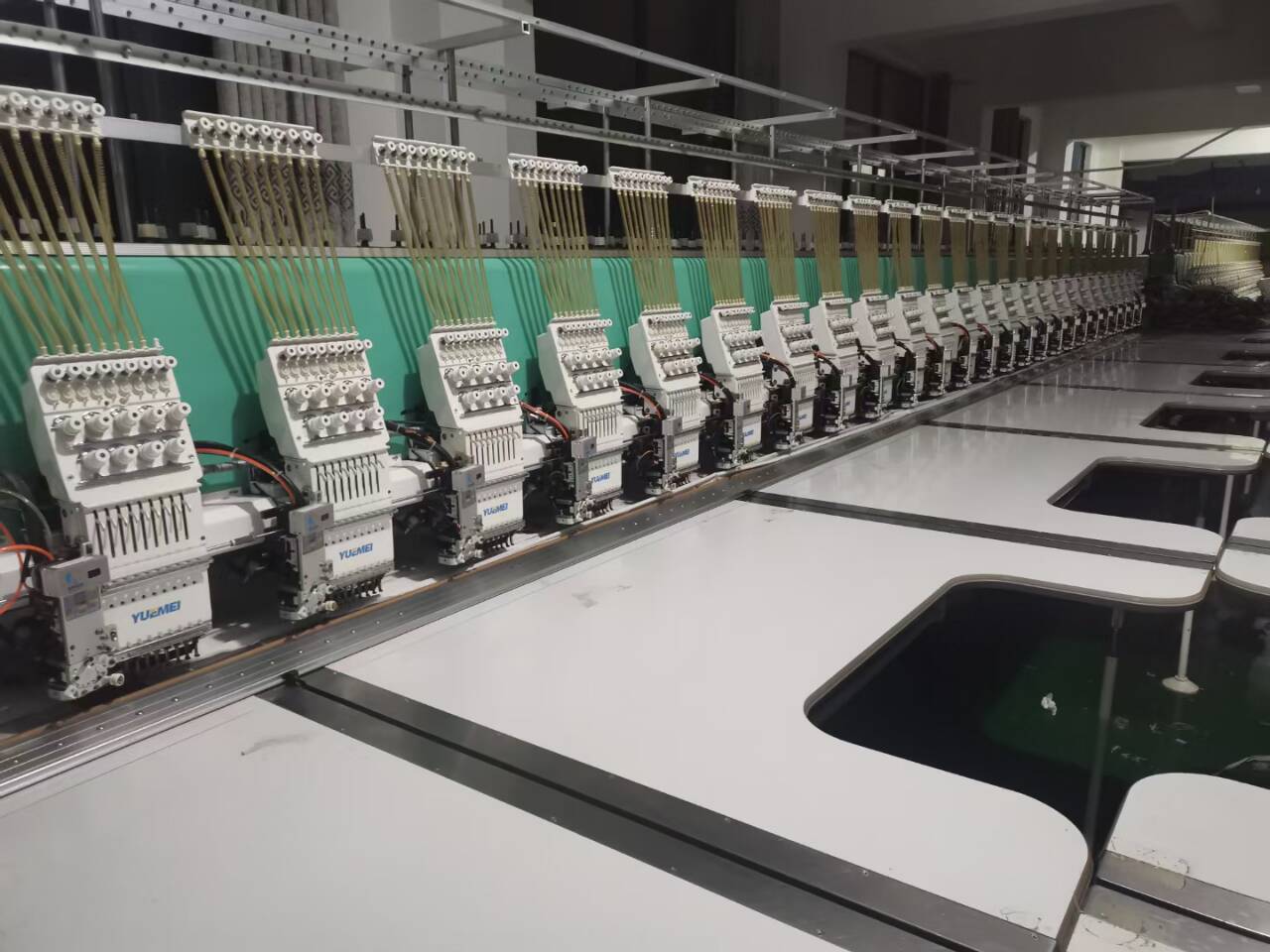 出售经纬931/32o高速绣花机