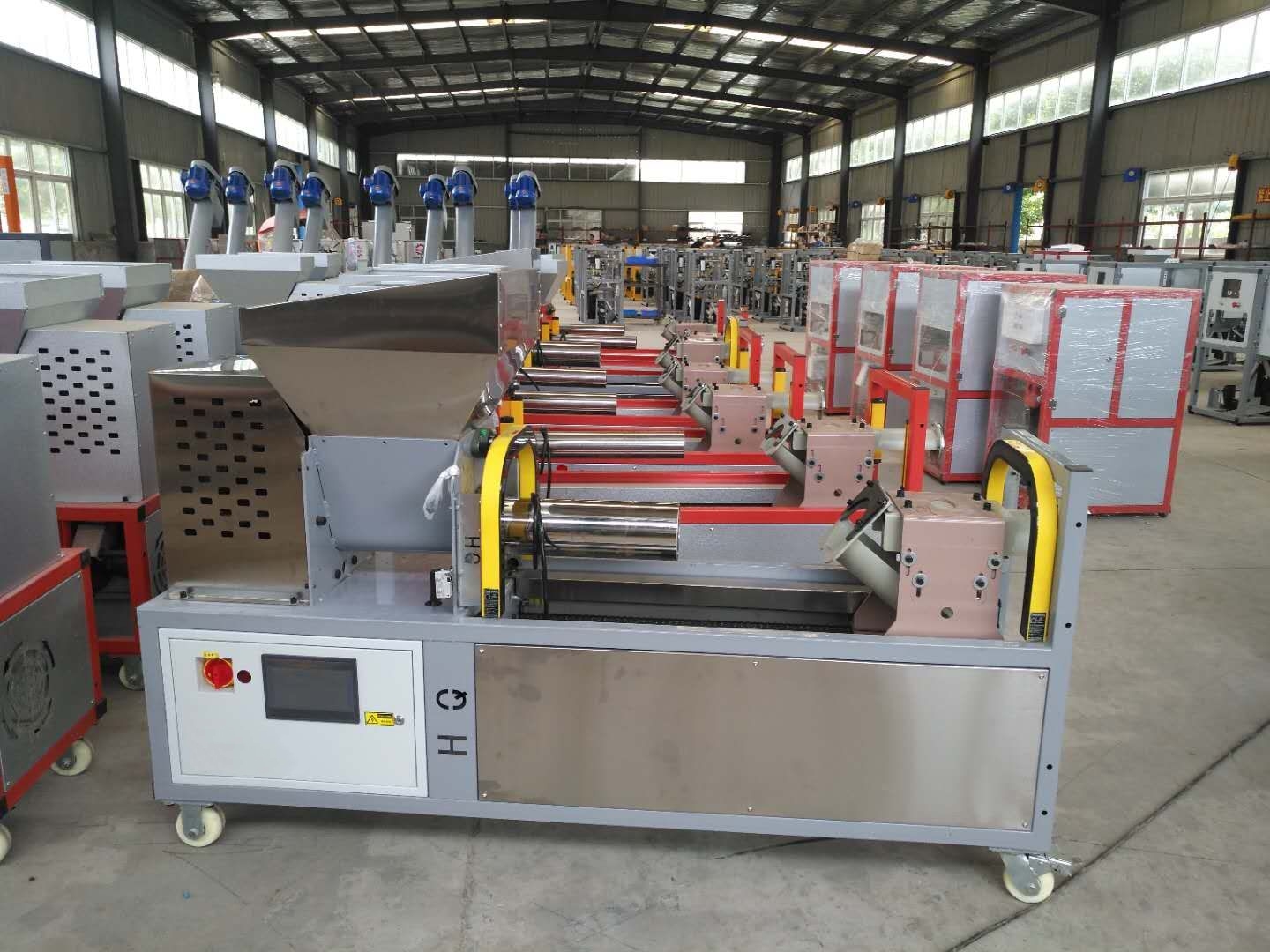 香菇平菇自动回旋装袋机