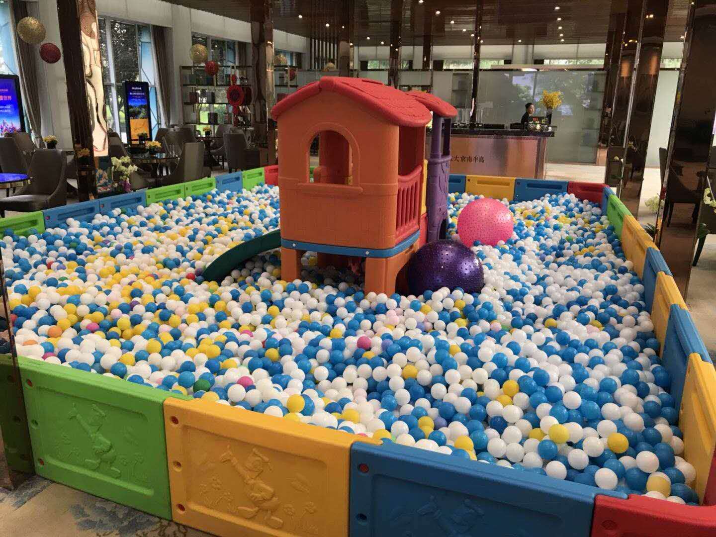 木制大滑梯海洋球池租赁