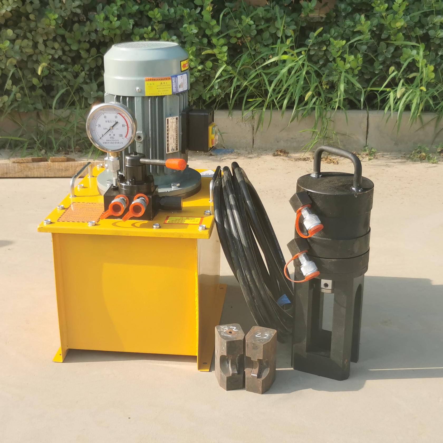 建筑工地16钢筋冷挤压机32冷挤压连接设备安达机械