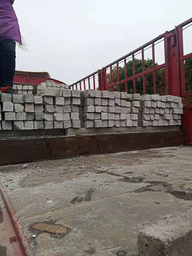 水泥柱发发苗圃果园搭建水泥柱批发包工程