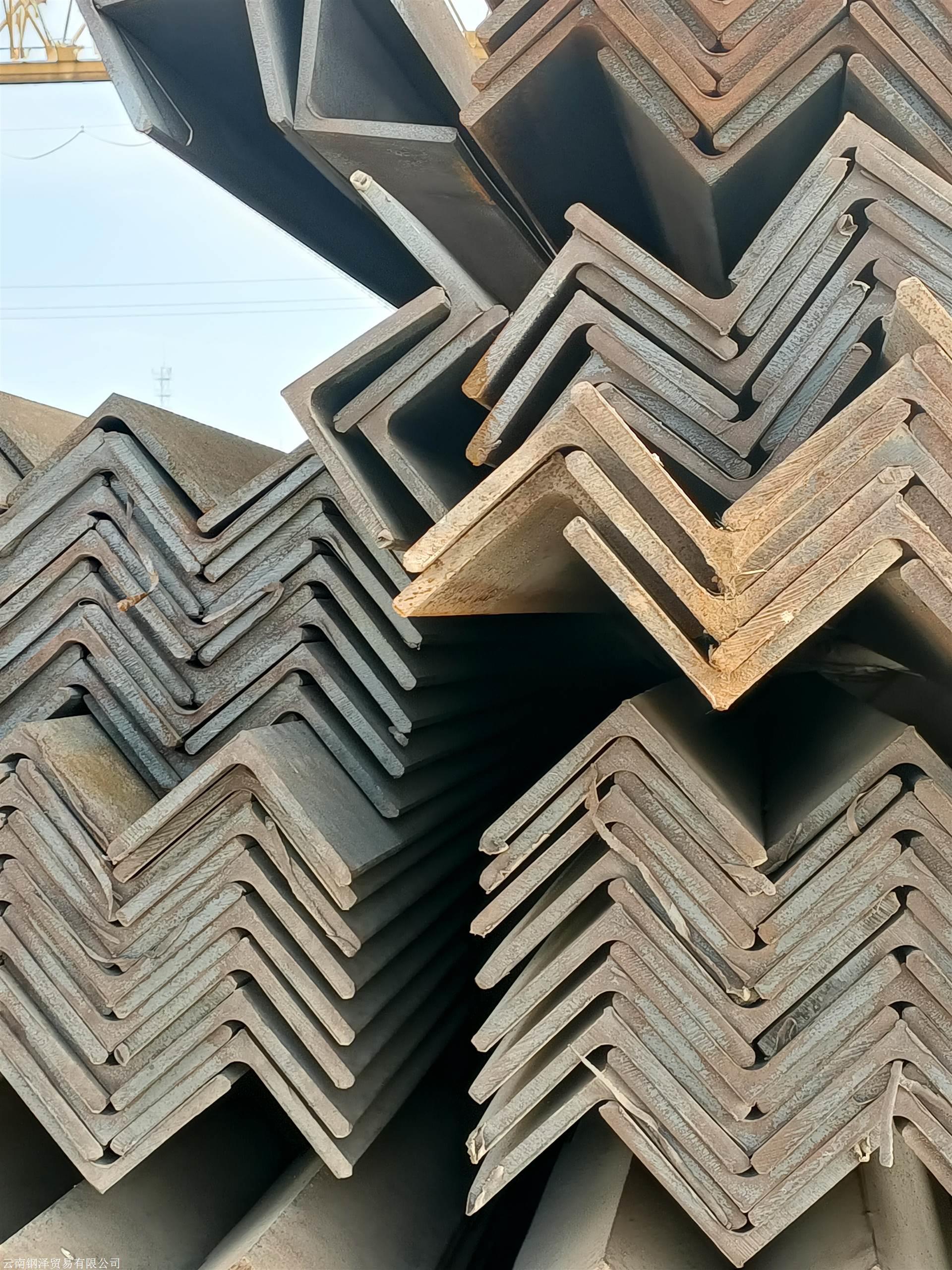 曲靖市镀锌槽铁厂家