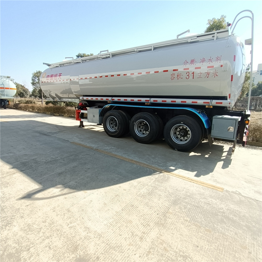 pe复合罐车 30吨盐酸槽罐车 楚风牌化工车