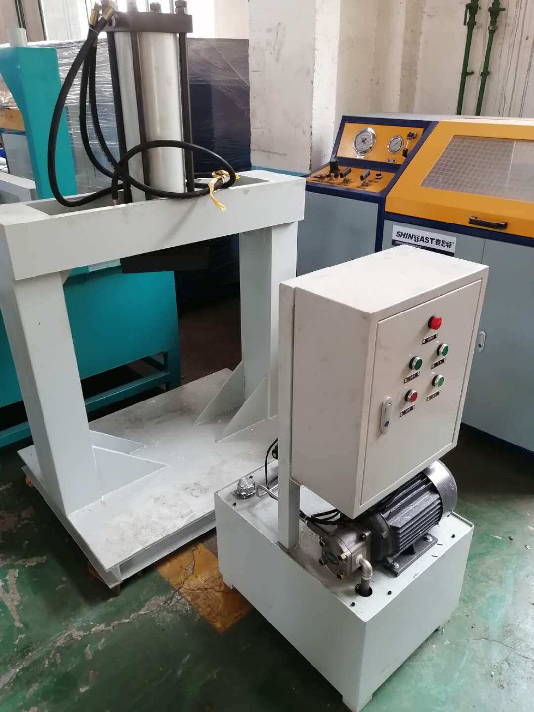 气瓶报废设备厂家钢瓶完全压扁机