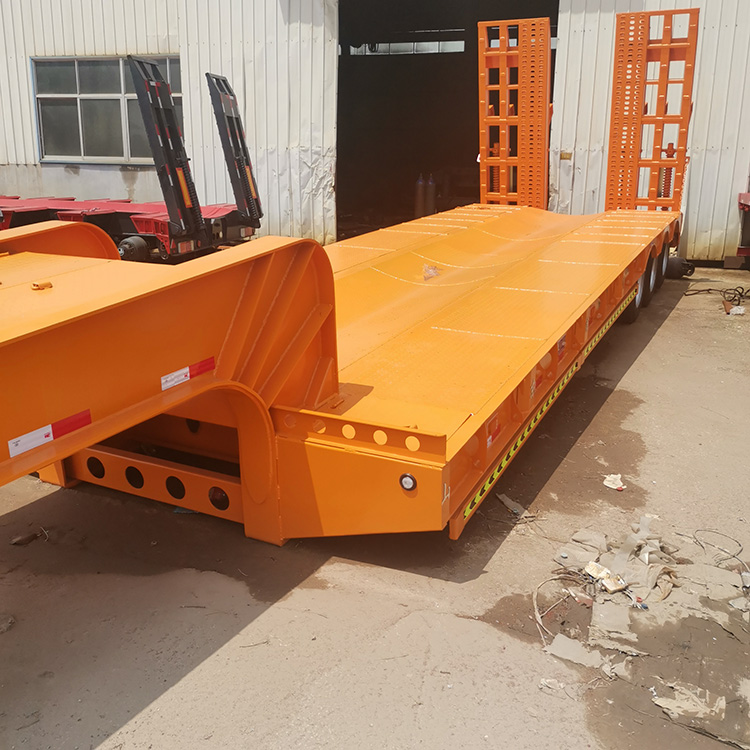 钩机板半挂车量大从优 钩机板半挂车出厂价批发 价格实惠