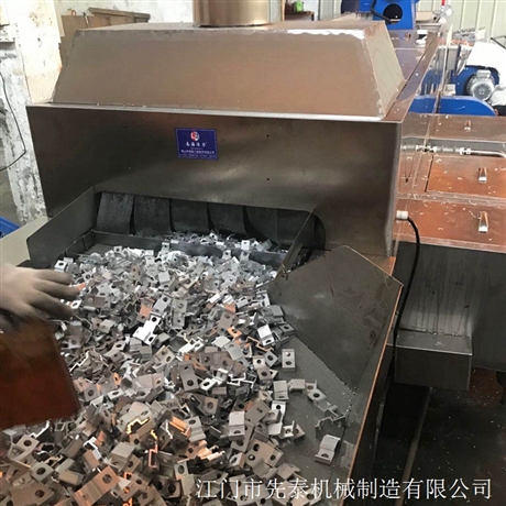 铝耳除乳化液清洗机 通过式五金压铸铝清洗烘干线