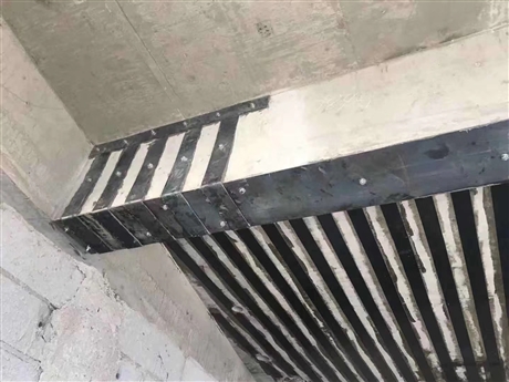 菏澤鋼筋混凝土切割 混凝土切割公司 東興永盛工程 高速防撞欄切割