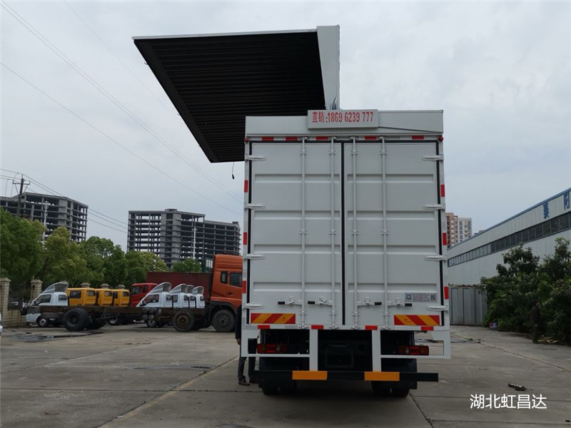 东风天锦10吨翼开启厢式飞翼车 厂家直供 飞翼厢式货车价格