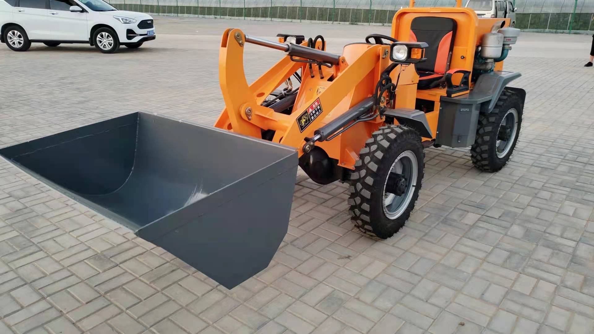 小型四驱铲车小型四驱装载机轮式四驱小铲车生产定制