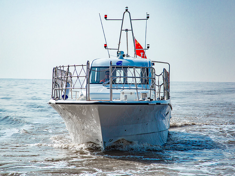 13米柴油动钓鱼艇ccs钓鱼快艇厂家金运游艇