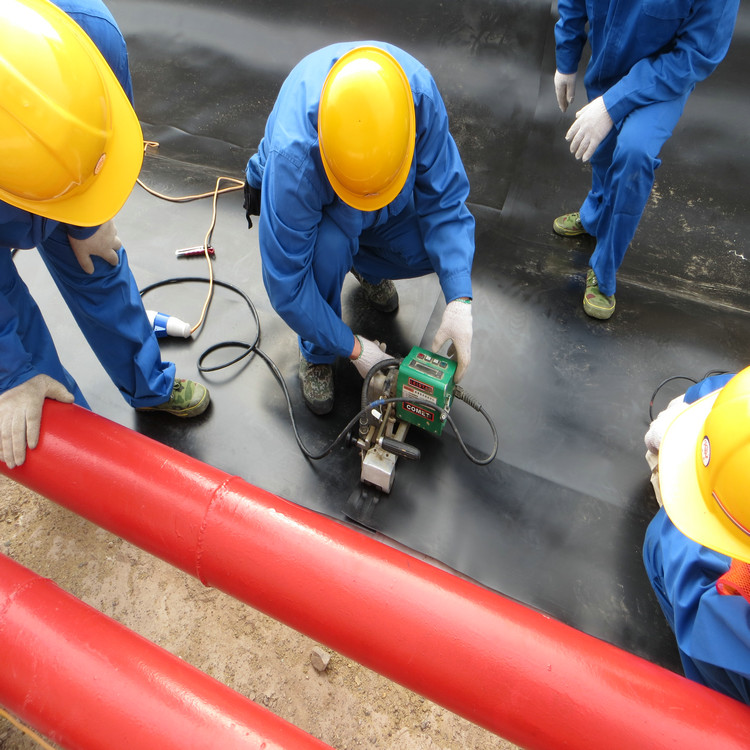 防渗膜焊接视频 1.0mm土工膜 hdpe防渗膜