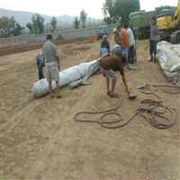 河南两布一膜700克非织造复合土工膜