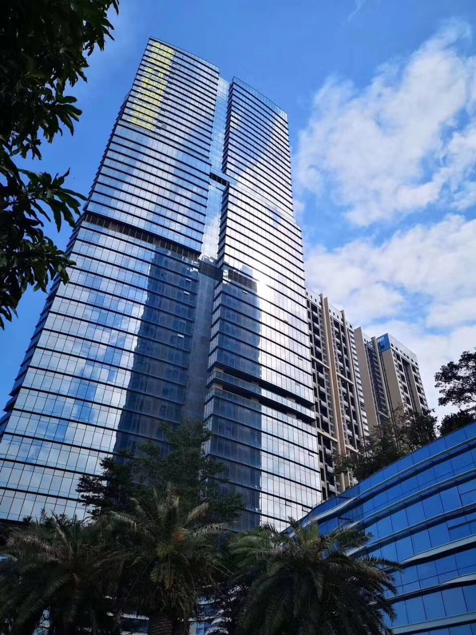 深圳绿景红树湾壹号看海景户型方正福田写字楼招租