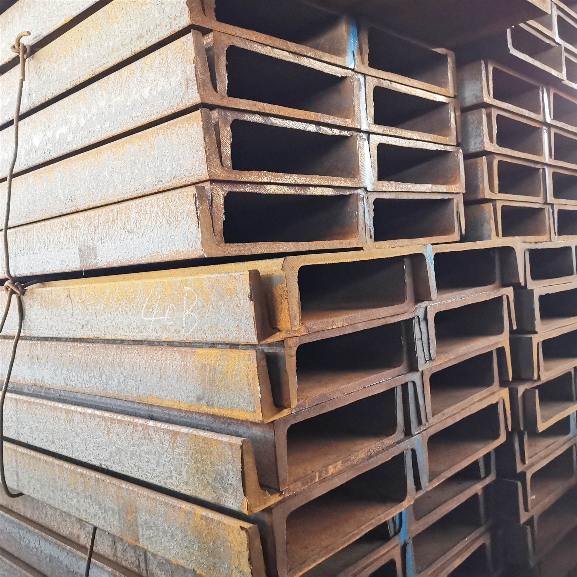 日照低合金槽钢30