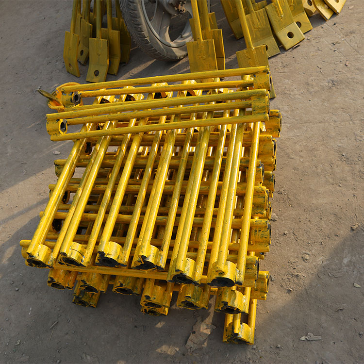 斜拉螺栓悬挑外架 斜拉撑螺栓 一套外悬挑架价格 容刚建材