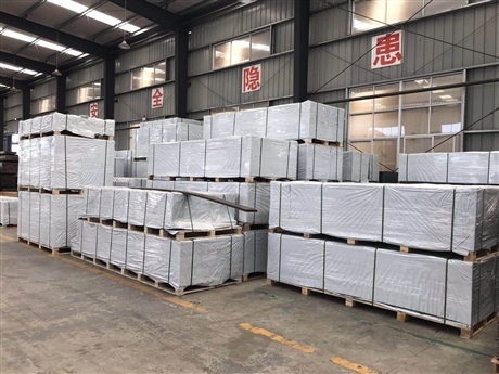 爱瑞德塑木地板厂家塑木材料 防滑耐磨户外木塑地板 精选厂家