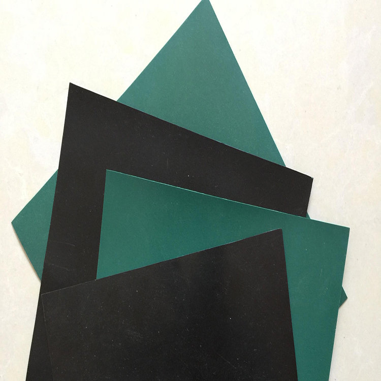 黑绿双色hdpe土工膜