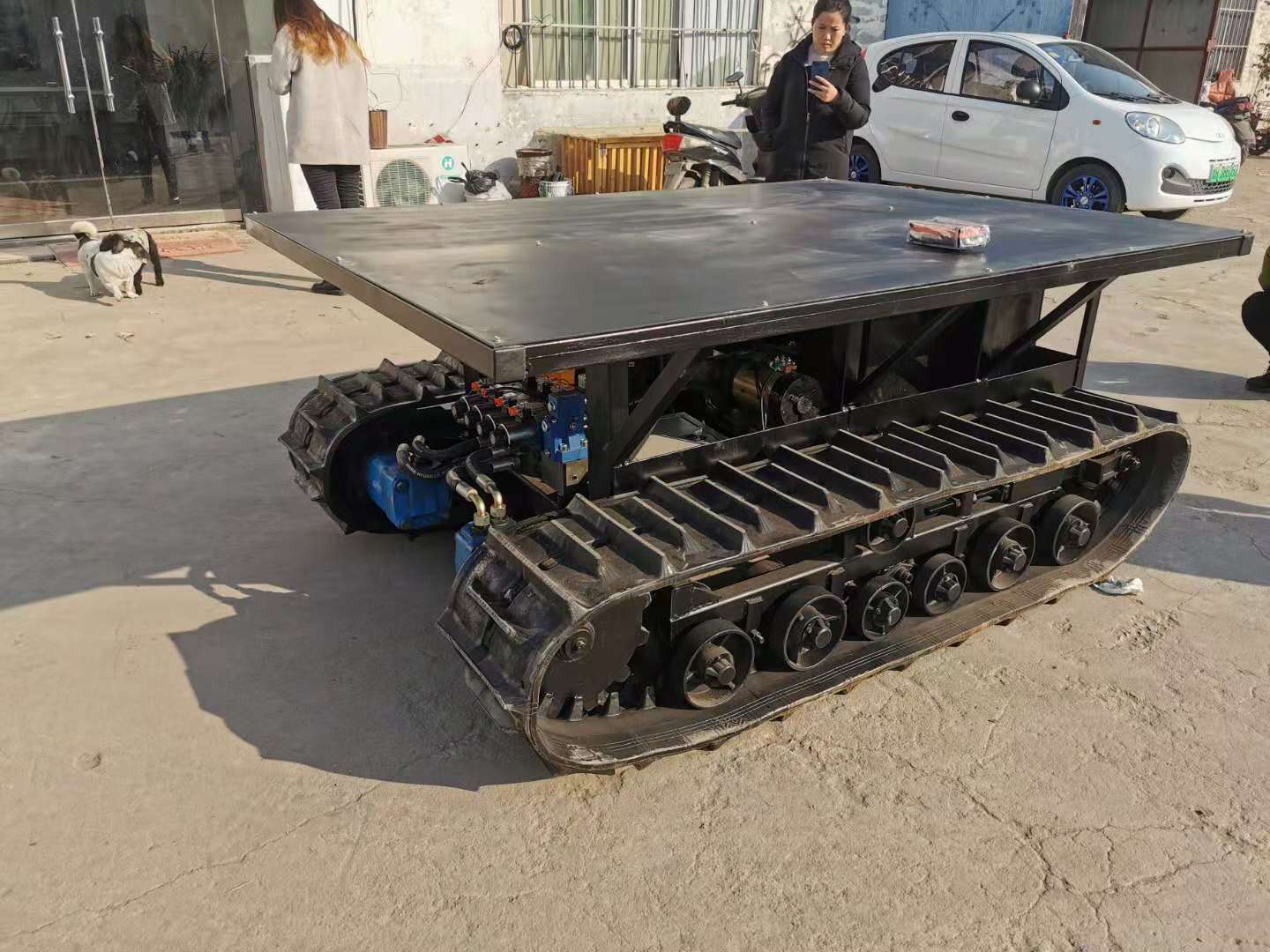 液压马达履带底盘 行走履带运输车 钻井机履带底盘